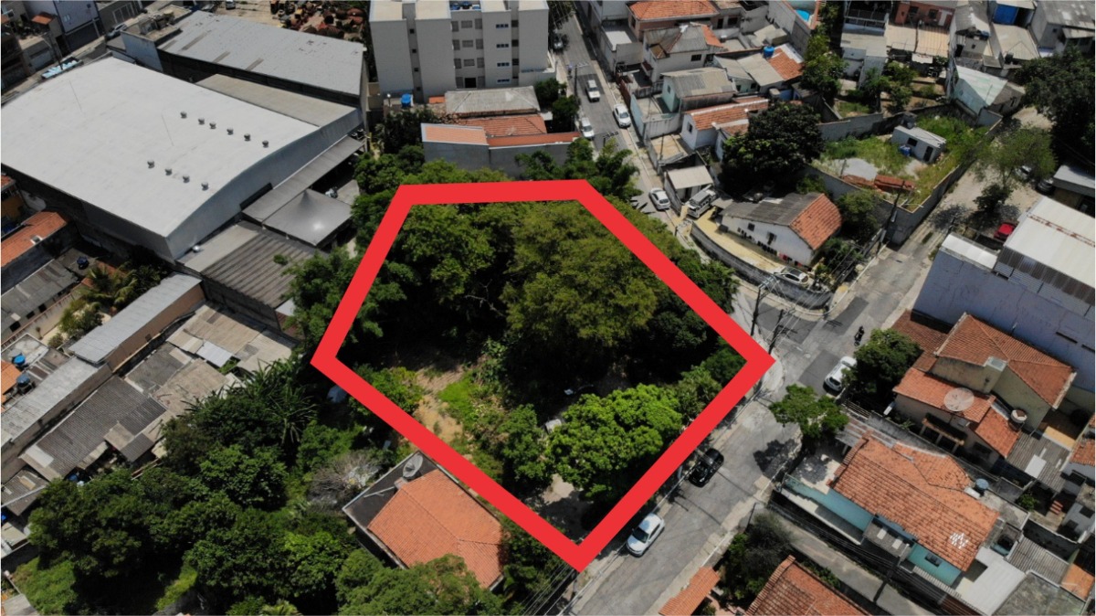 Terreno residencial para venda, 1,215m²