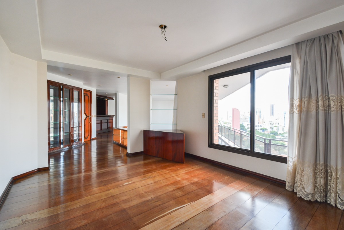 Apartamento à venda com 4 quartos, 274m² - Foto 10