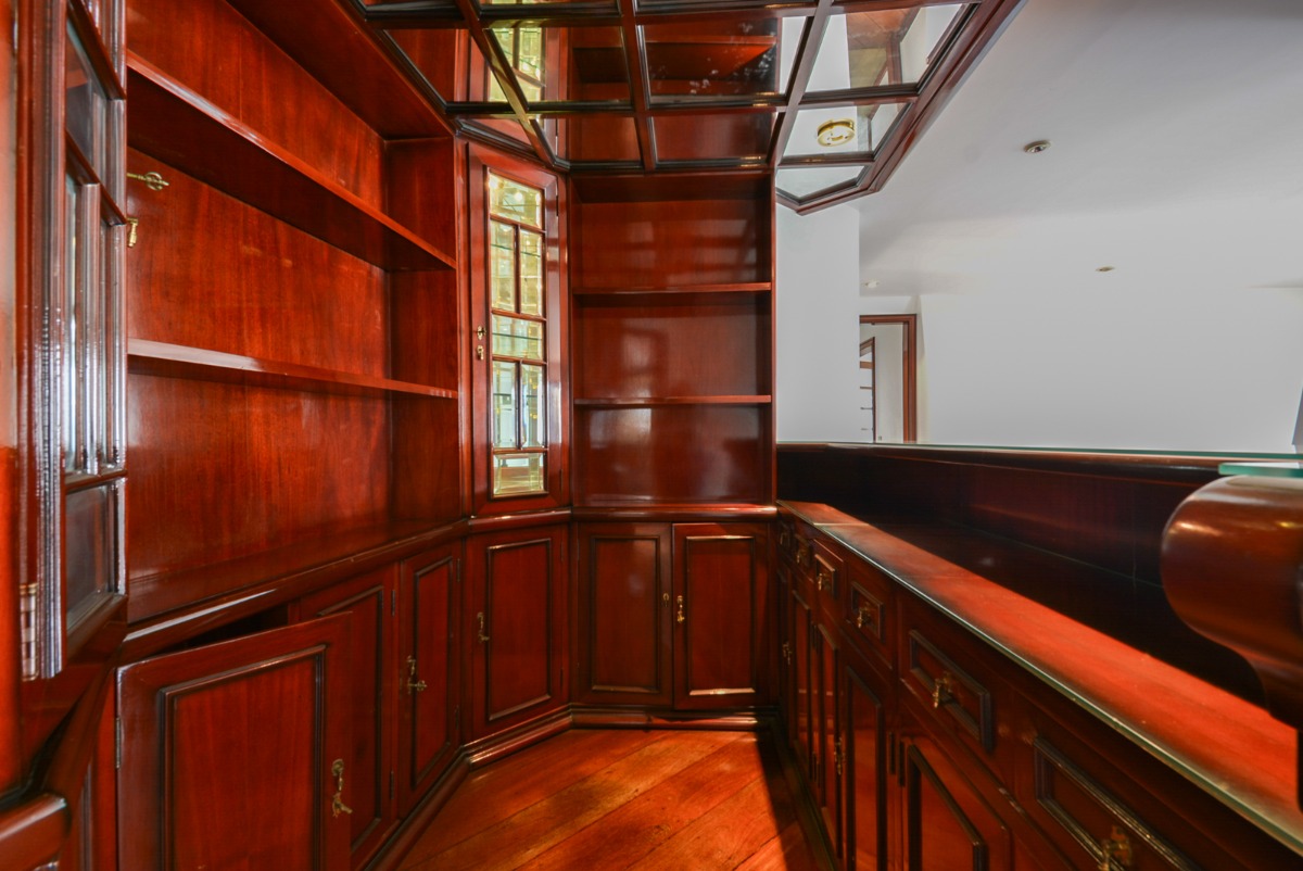 Apartamento à venda com 4 quartos, 274m² - Foto 12