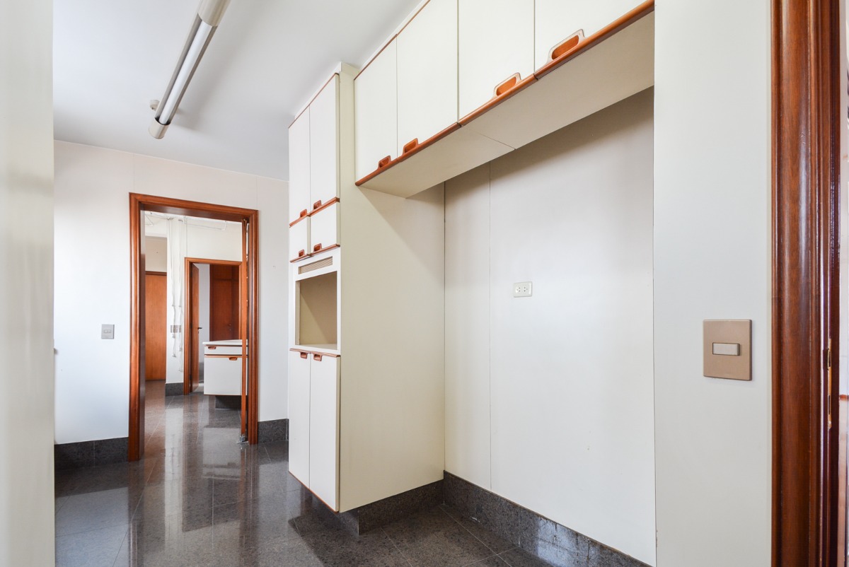 Apartamento à venda com 4 quartos, 274m² - Foto 25