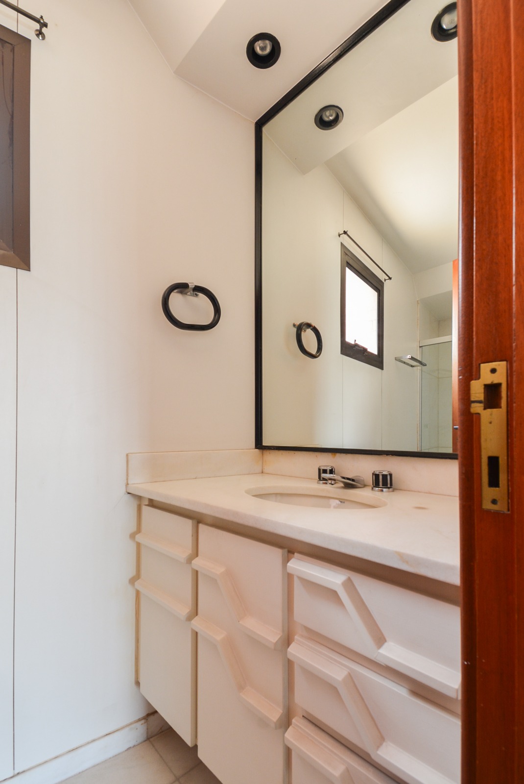 Apartamento à venda com 4 quartos, 274m² - Foto 32