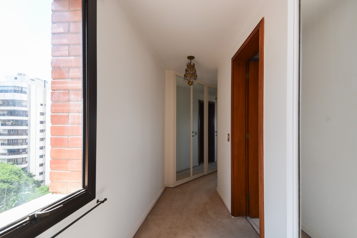 Apartamento à venda com 4 quartos, 274m² - Foto 43