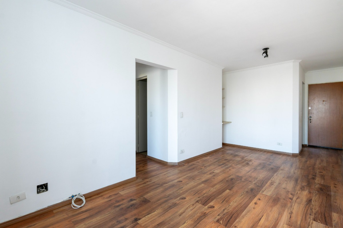 Apartamento à venda com 2 quartos, 65m² - Foto 4