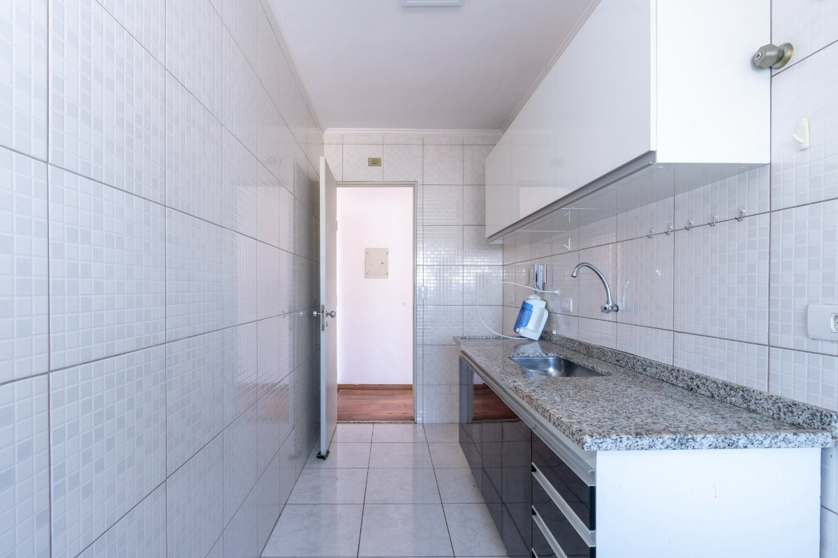 Apartamento à venda com 2 quartos, 65m² - Foto 15