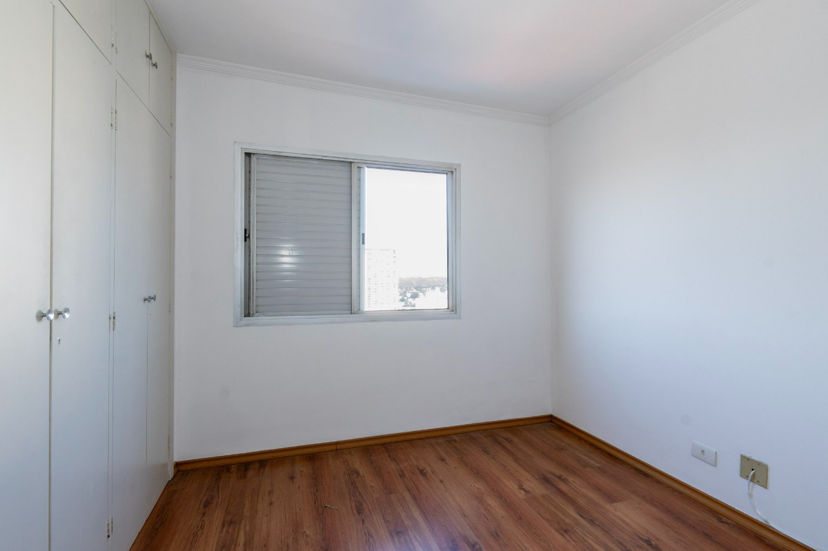 Apartamento à venda com 2 quartos, 65m² - Foto 19