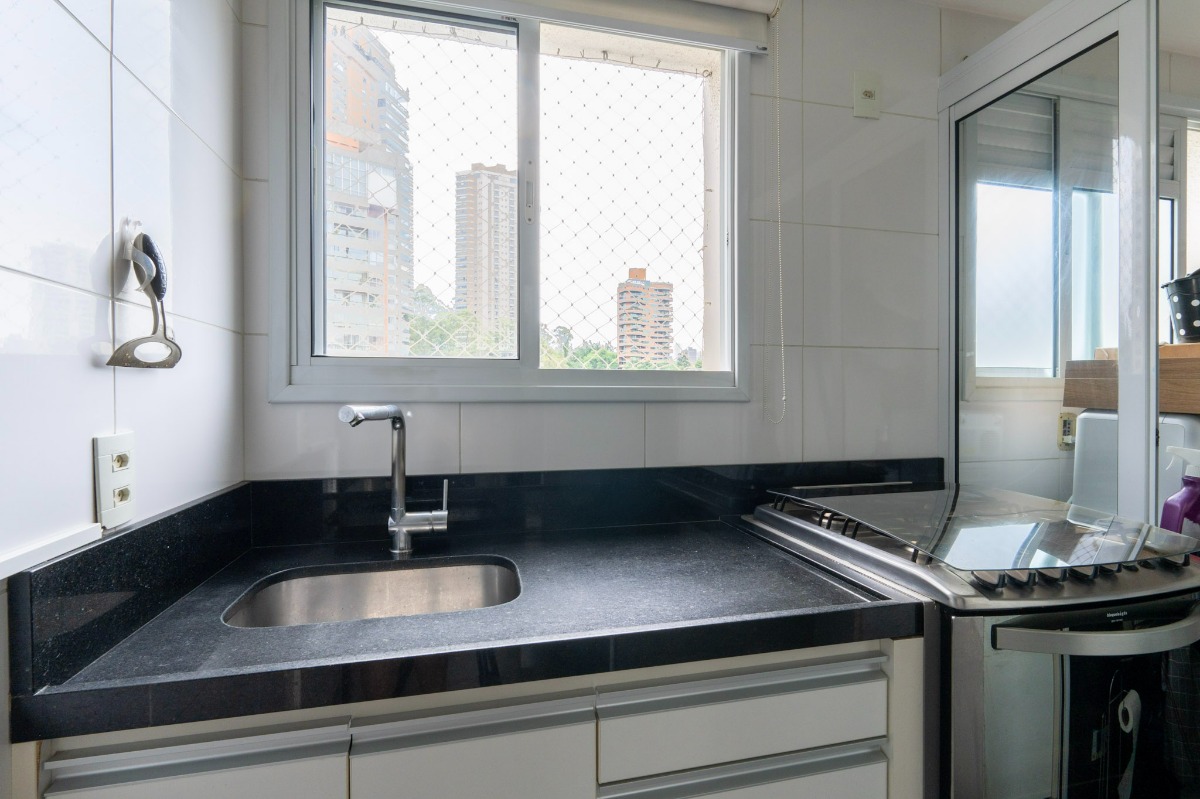 Apartamento à venda com 2 quartos, 77m² - Foto 34