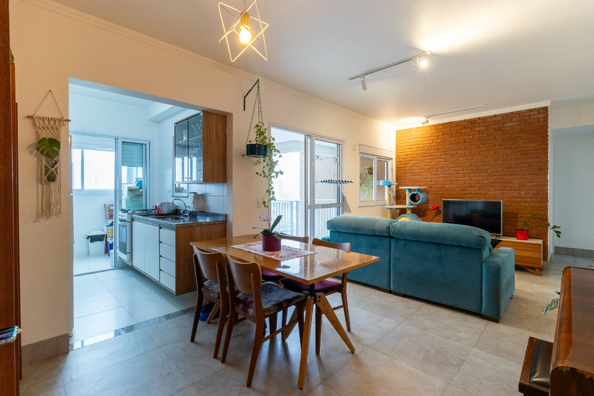 Apartamento à venda com 2 quartos, 82m² - Foto 2