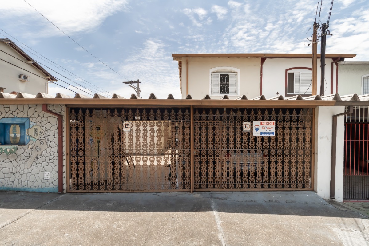 Sobrado para venda com 3 quartos, 108m²