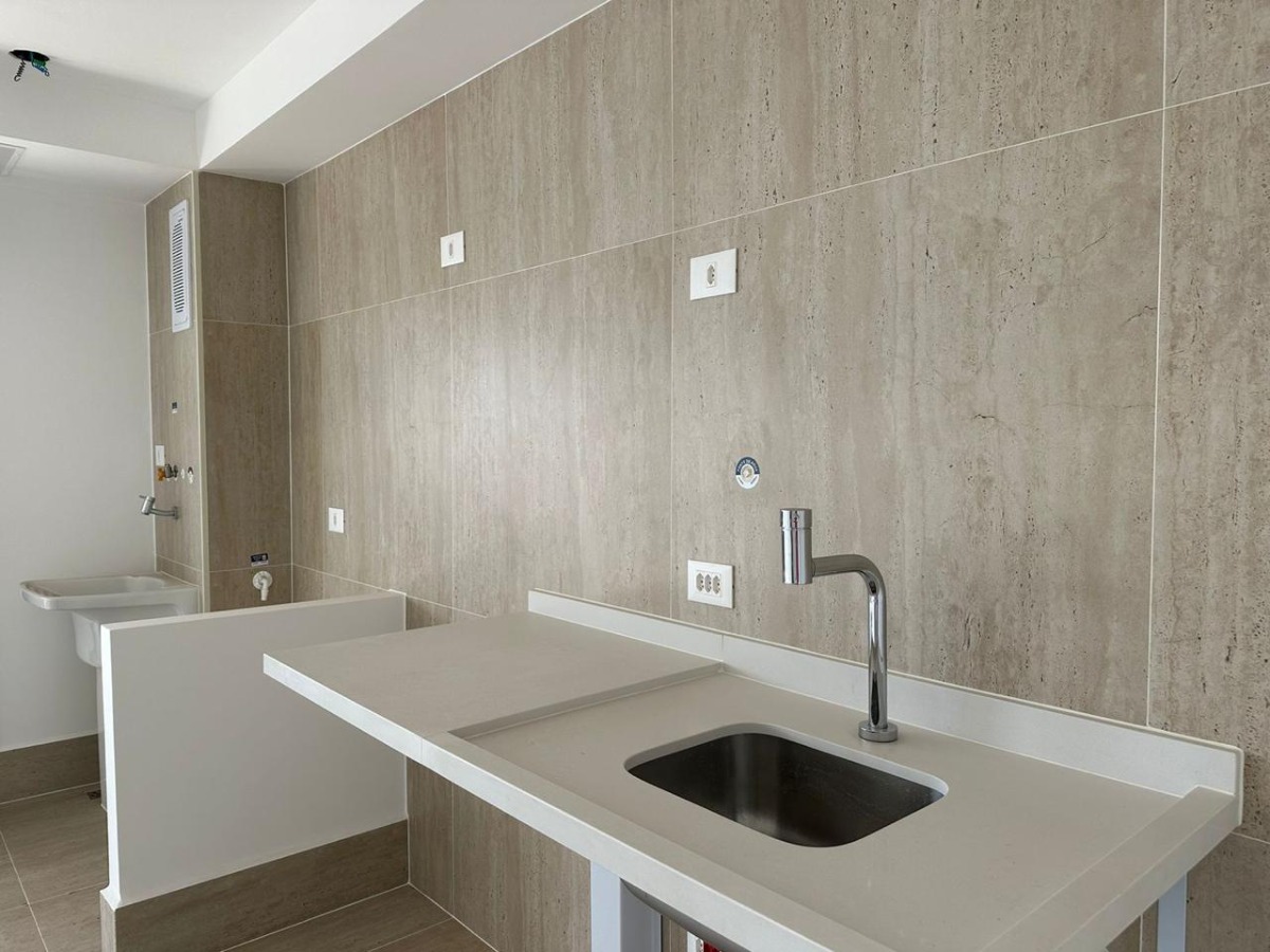 Apartamento à venda com 3 quartos, 86m² - Foto 3