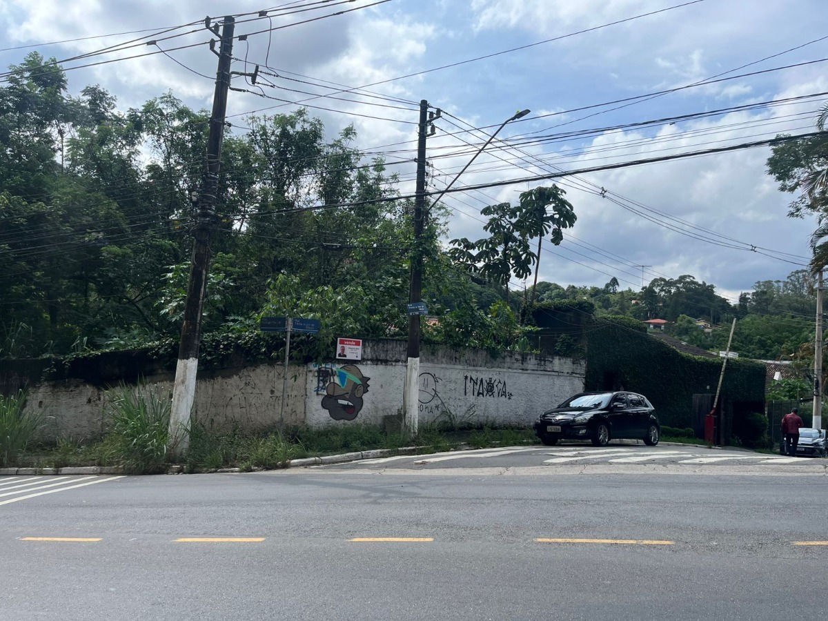 Terreno residencial para venda, 757m²