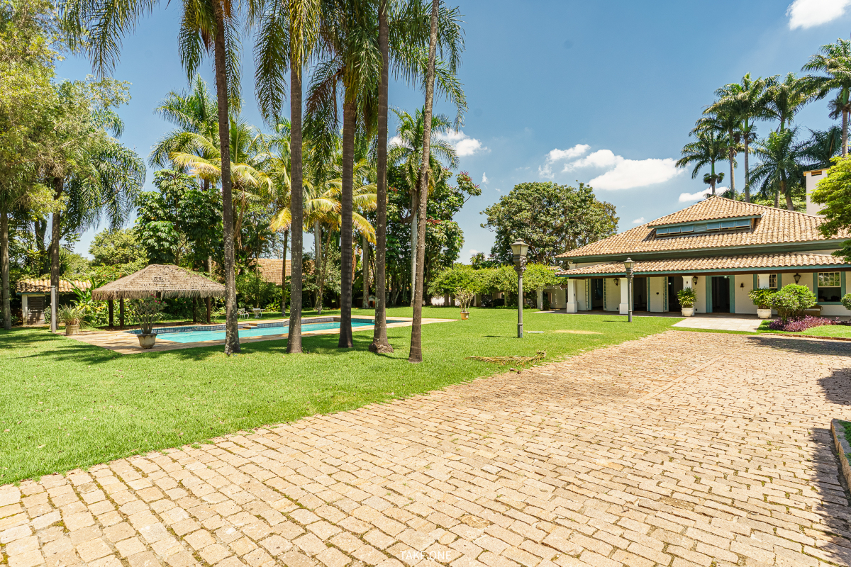 Casa de Condomínio à venda com 5 quartos, 1130m² - Foto 2