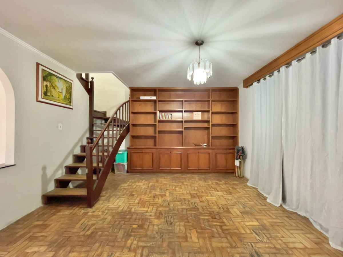 Casa à venda com 3 quartos, 100m² - Foto 5