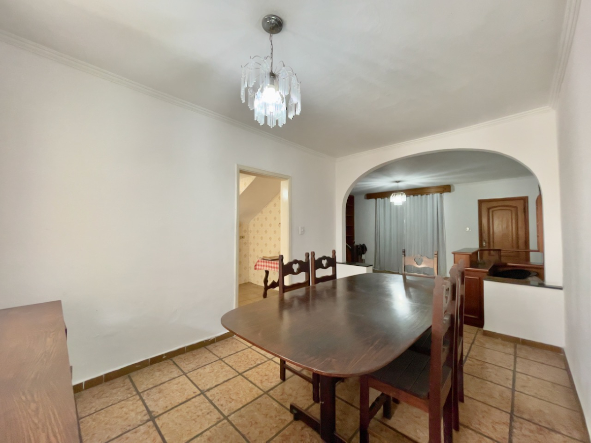 Casa à venda com 3 quartos, 100m² - Foto 8