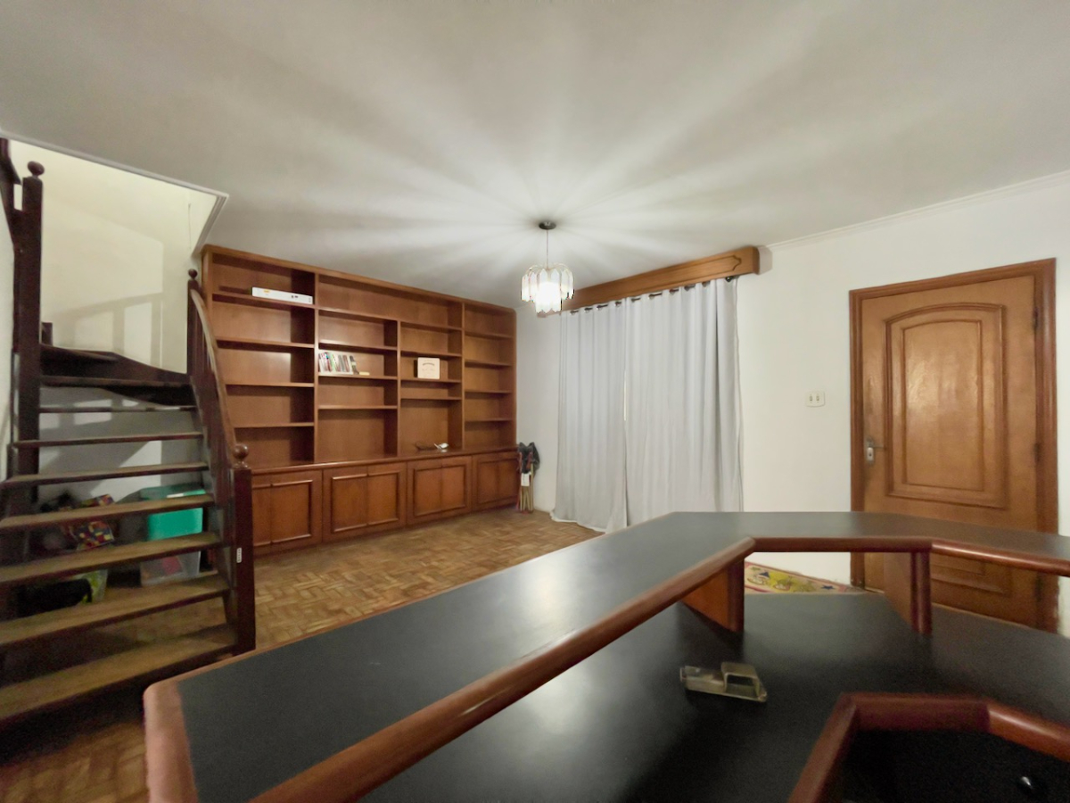 Casa à venda com 3 quartos, 100m² - Foto 4