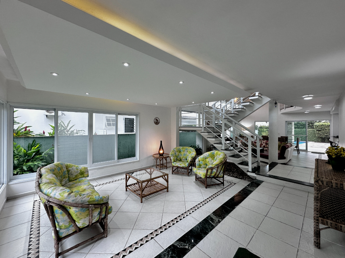 Casa de Condomínio à venda com 4 quartos, 290m² - Foto 8