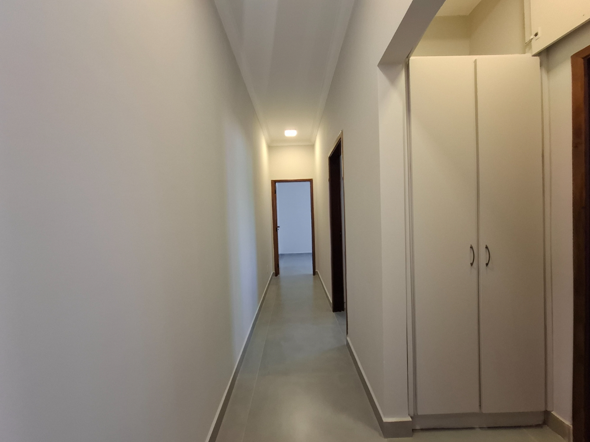 Casa à venda com 4 quartos, 260m² - Foto 11