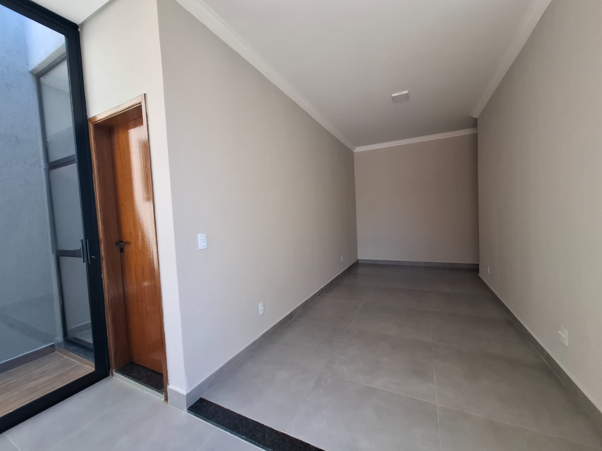 Casa à venda com 4 quartos, 260m² - Foto 3