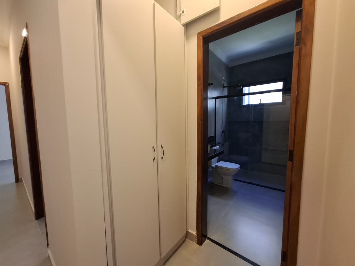 Casa à venda com 4 quartos, 260m² - Foto 12