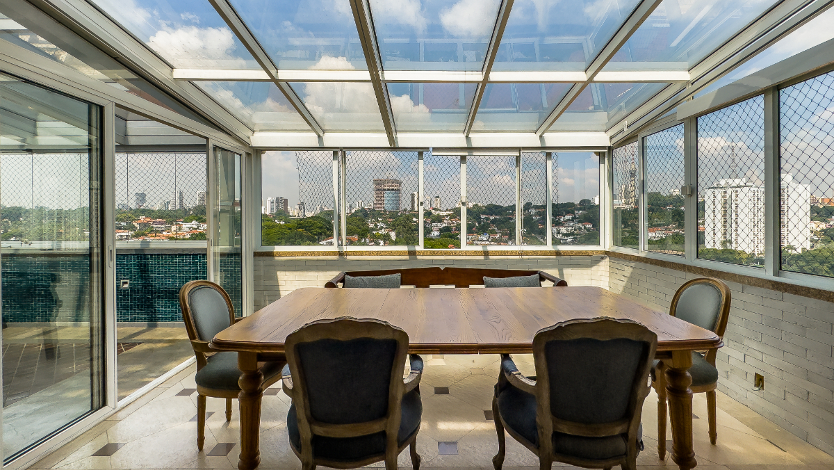 Cobertura para venda com 3 quartos, sendo 1 suíte, 208m²