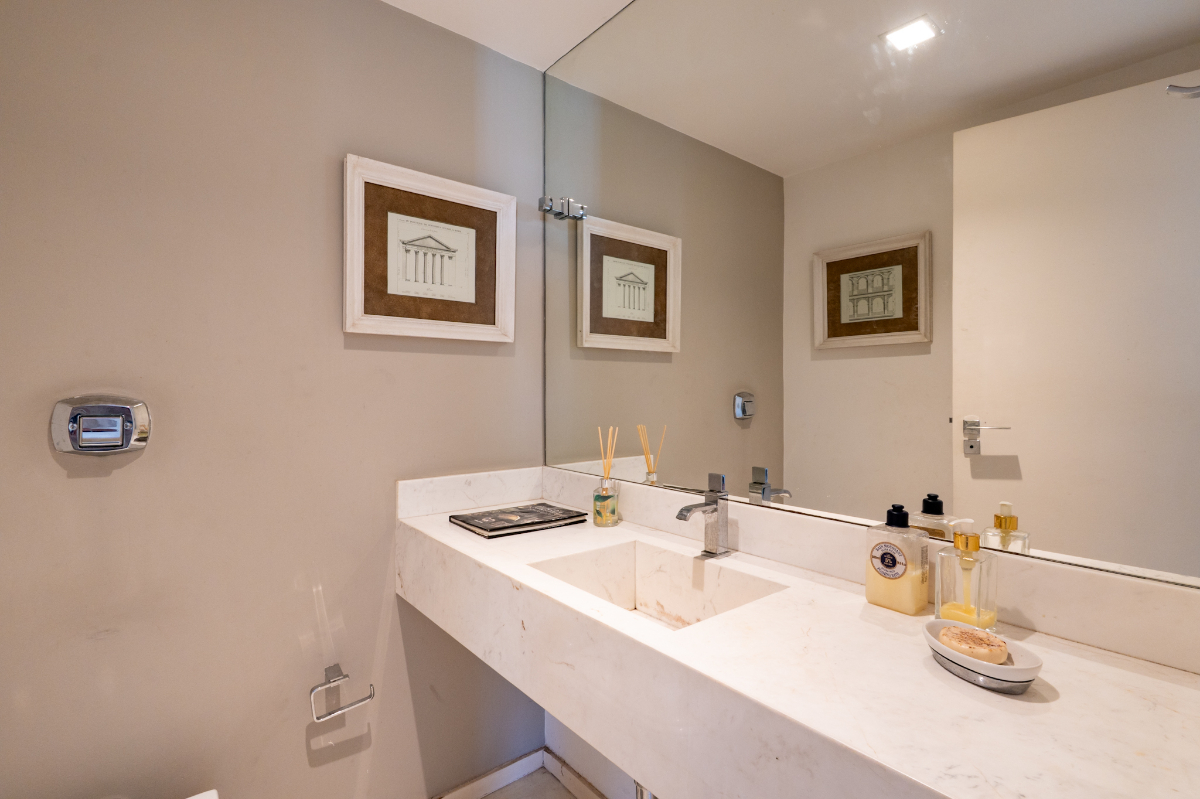 Apartamento à venda com 3 quartos, 232m² - Foto 11