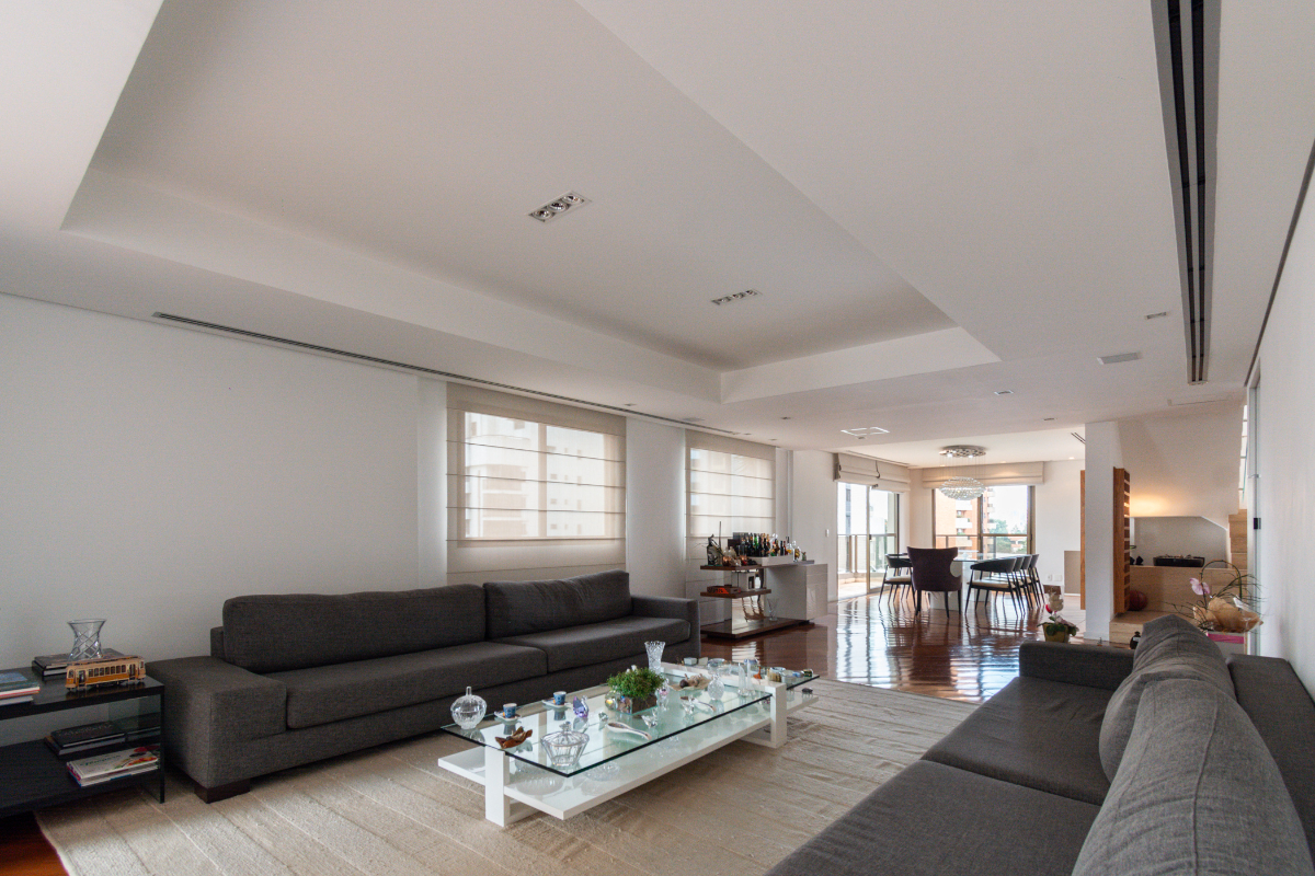 Cobertura para venda com 3 quartos, sendo 3 suítes, 389m²