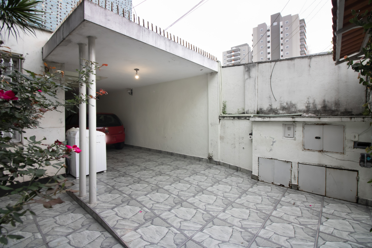Casa tipo para venda com 3 quartos, sendo 1 suíte, 264m²