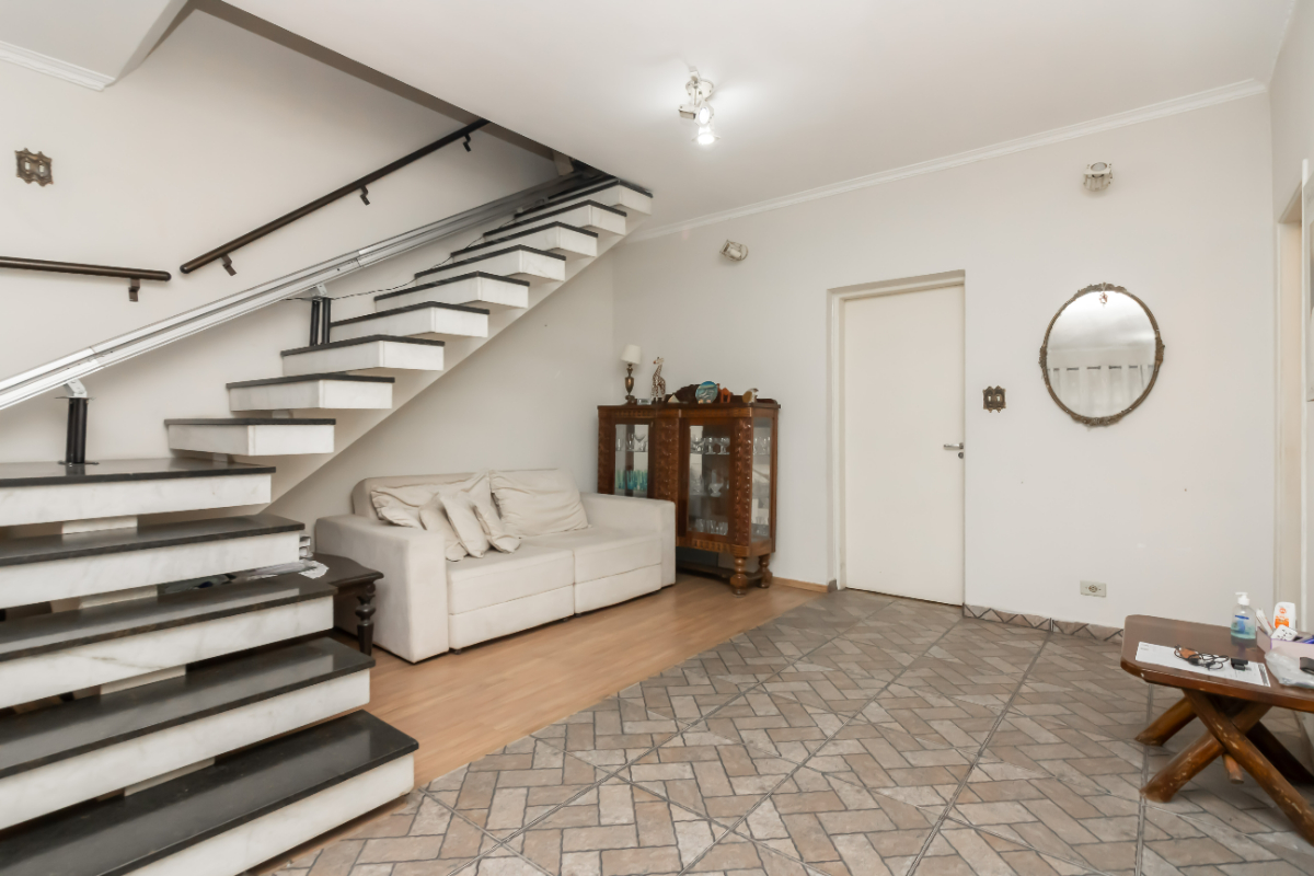 Casa tipo para venda com 3 quartos, sendo 1 suíte, 264m²