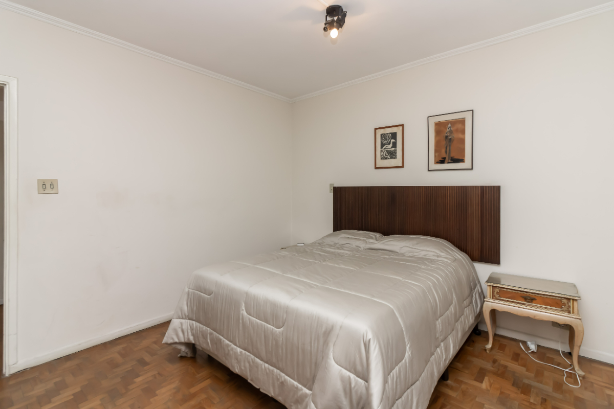 Casa tipo para venda com 3 quartos, sendo 1 suíte, 264m²