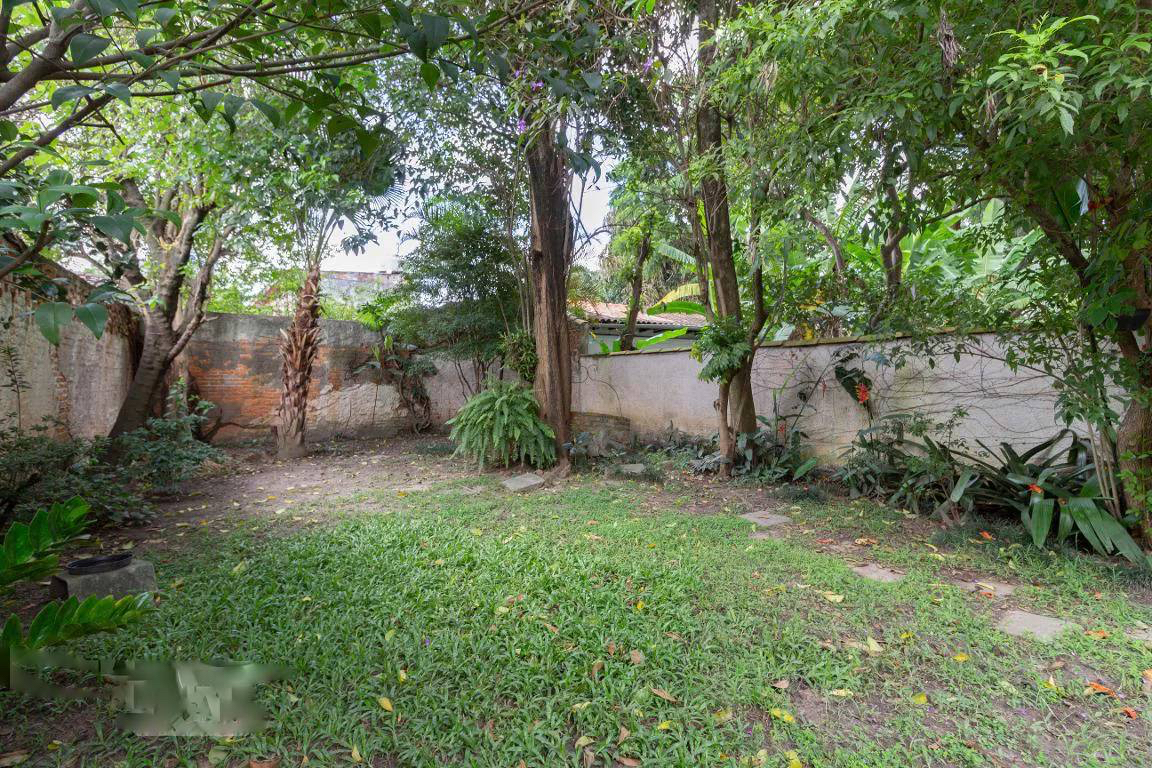 Casa de Condomínio à venda com 3 quartos, 270m² - Foto 4