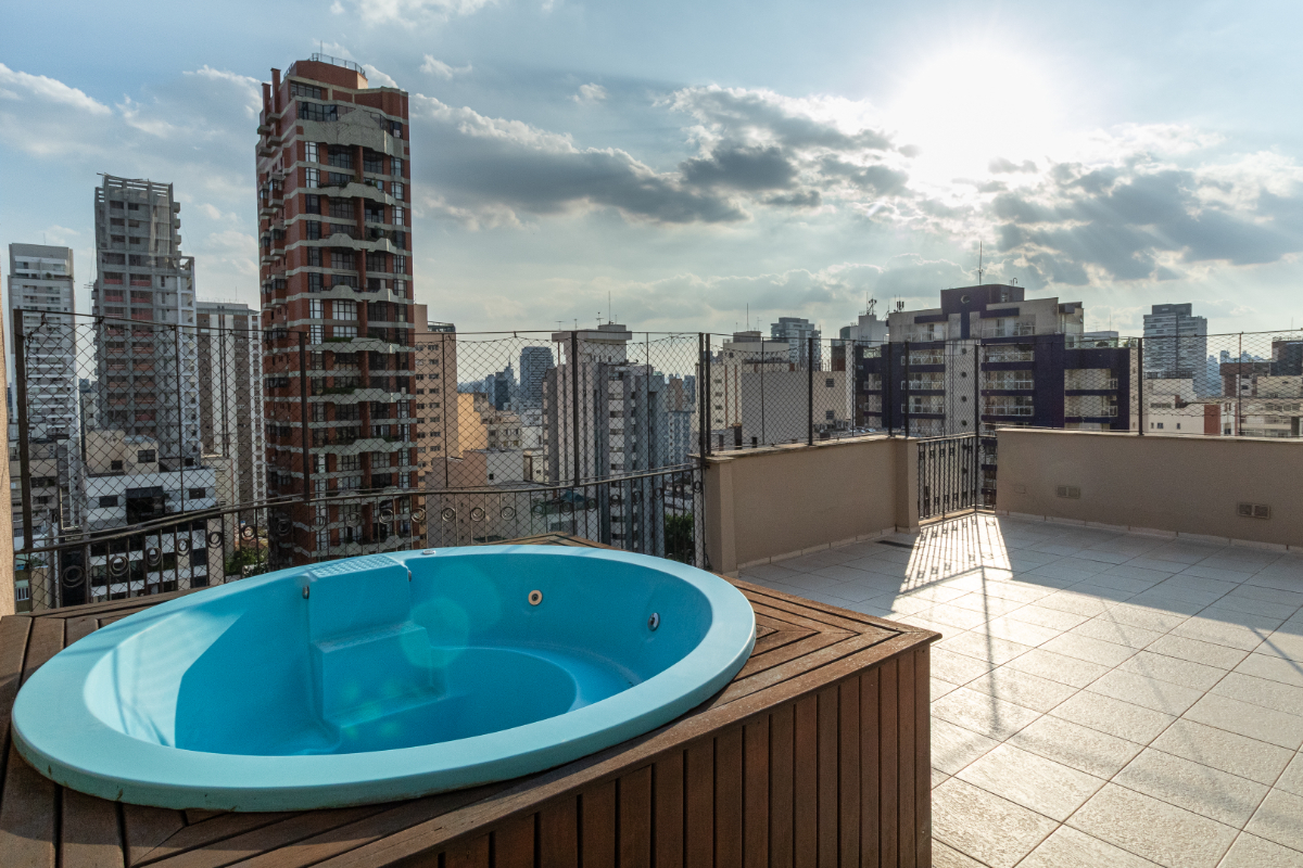 Cobertura para venda com 3 quartos, sendo 1 suíte, 218m²