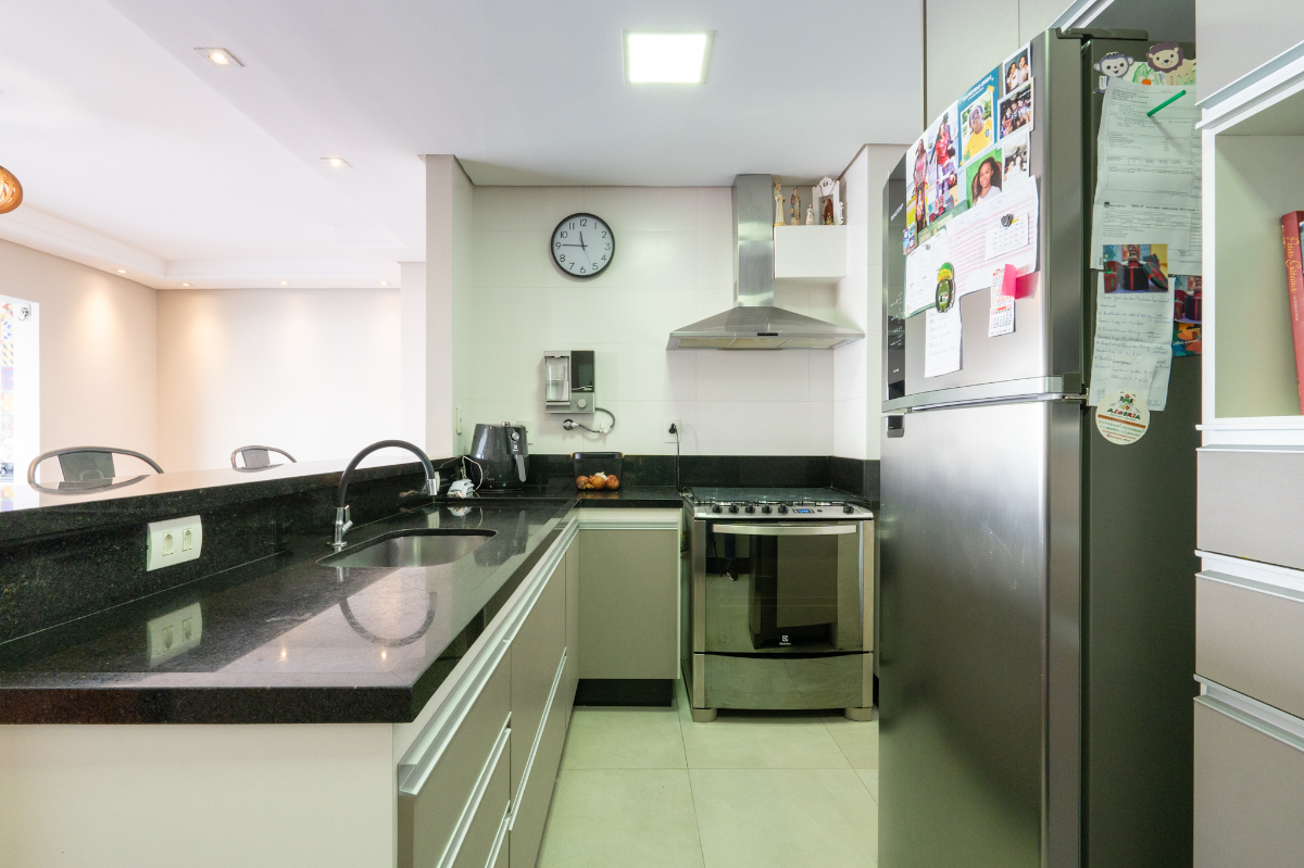 Apartamento à venda com 2 quartos, 96m² - Foto 27